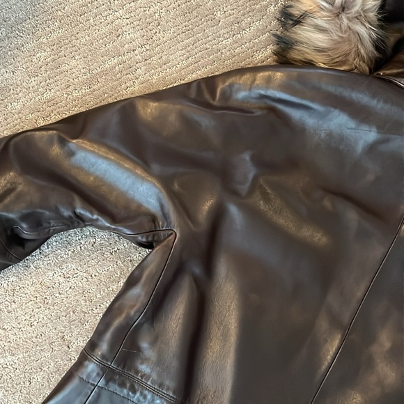 Vintage LNR Brown Leather Jacket w/ Fur Hood - Picture 13 of 16